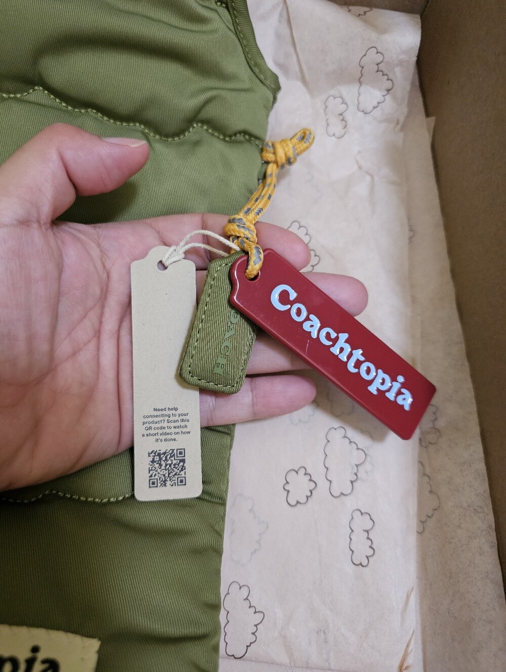Coachtopia Loop Flat Tote - Picture 8 of 12